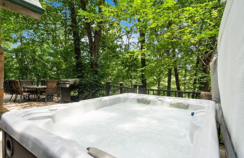 Dogwood Tree Cabin - Foto 1