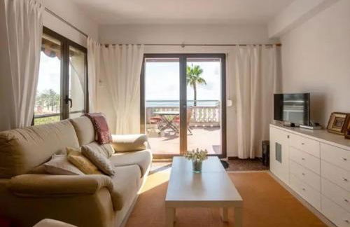 Atico la piramide en primera 1º línea de mar - Foto 1