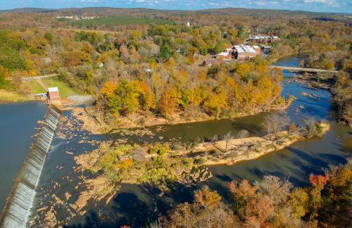 Studio Apt on HRT hosted by Longview Stays - Foto 2