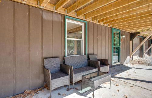 Haverhill Mtn Retreat Hike, Ski, Relax in Hot Tub - Foto 24