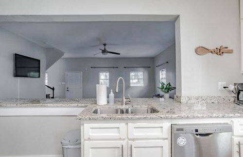 Modern Cottage on Michigan - Photo 31