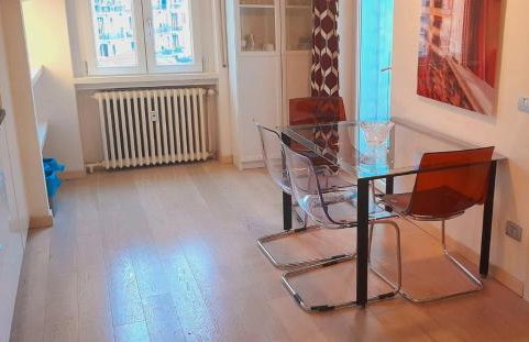 GuestHost - Piazzale Susa Bright Flat con Veranda - Foto 13