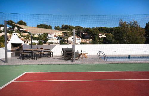 Sara 4 personas, free WIFI, chill-out, private pool, private tennis court - by Holiday Rentals Villamar - Foto 24