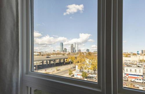 Sleek Loft 15 Min from NYC with Manhattan View - Foto 46