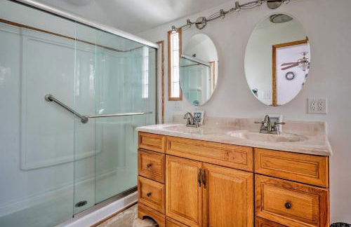 Lakefront Geneva Vacation Rental - Walk to Strip! - Foto 10