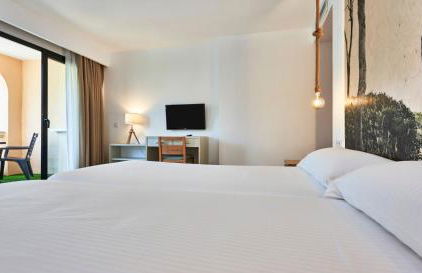 Apartamentos s'Olivera - Photo 62