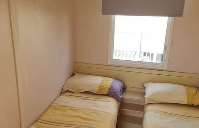 Cosey 3 Bedroom Mobile Home Golden Palms Resort - Foto 3