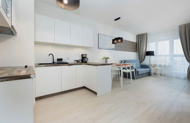 Aquamarina Onyx Apartments by Renters - Photo 17