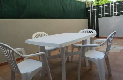 Karina, to the beach with terrace and private parking - Foto 19