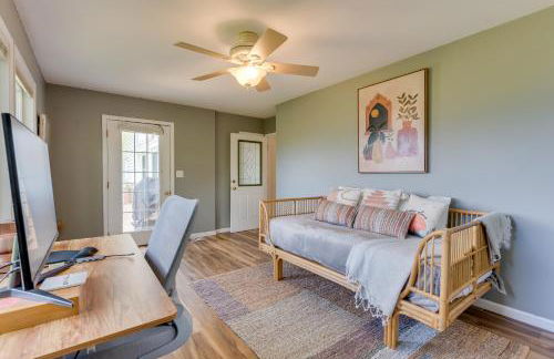 Breathtaking Marble Home on 5-Acre Hillside! - Foto 17