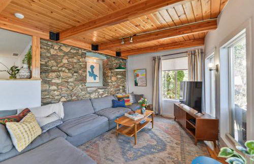 Huvila Haven Lake Front Home with Dock and Hot Tub - Foto 9