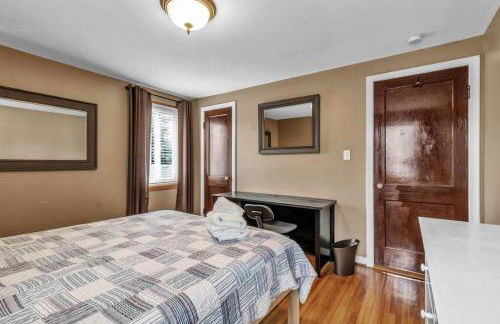 Gorgeous 2 Queen Bedroom Apartment in North Buffalo with 70 inch TV - Foto 13