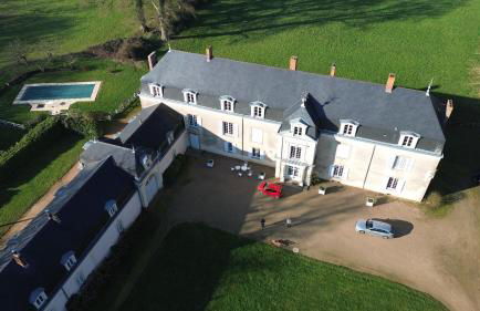 Chateau De Piedouault - Photo 1