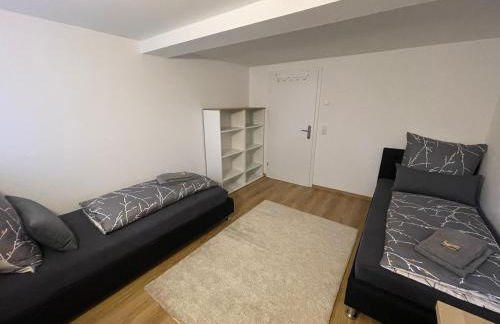 Großzügige Ferienwohnung in Stadtilm, WLAN, Küche und Bad - Photo 9