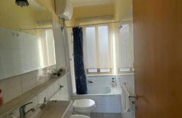 Alloggio Flaminia con parcheggio di proprietà! - Foto 12