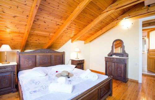 Salty Breeze - Photo 12