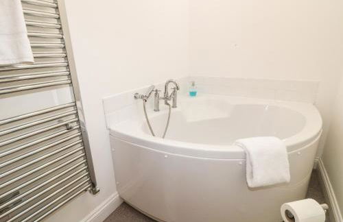 Dovecote Field House Farm - Photo 20