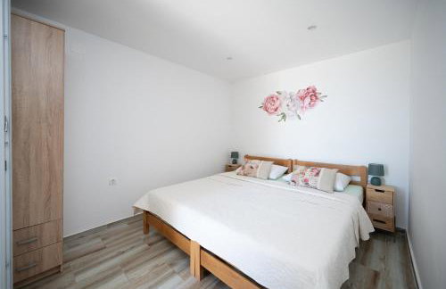 Family-friendly apartments with swimming pool Lukovo Sugarje, Karlobag - 24896 - Photo 24