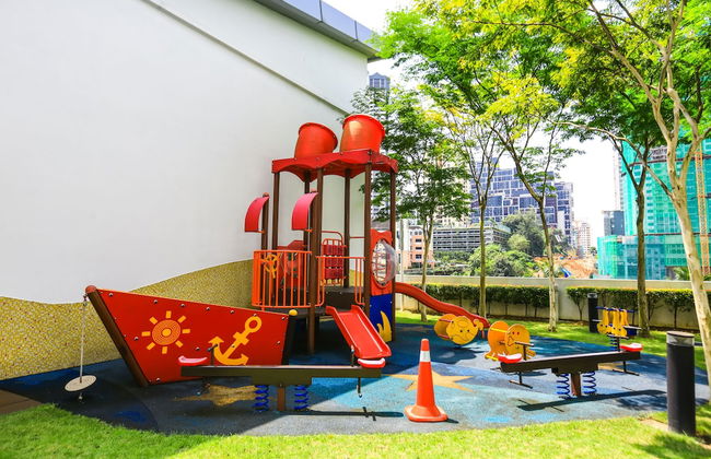 Richmond & Aston Kiara Suites KL - Photo 23