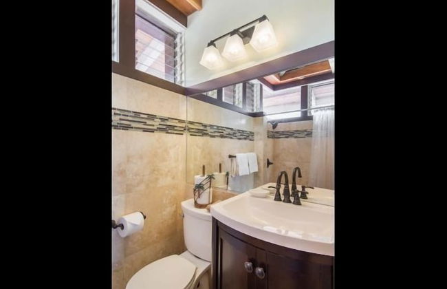 Rate Elegant Home With hot tub and Pool on Makai Golf Course - Foto 15