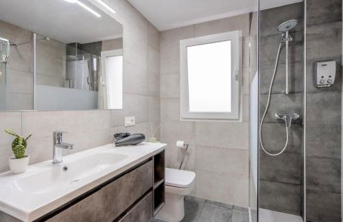 Congresos Granada Apartment - Photo 15