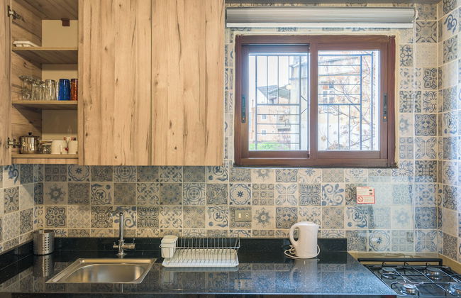 Timberwood Studio in Batroun - Photo 11