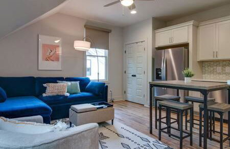 Nashville Townhouse - Walk to Food, Near Downtown! - Foto 1
