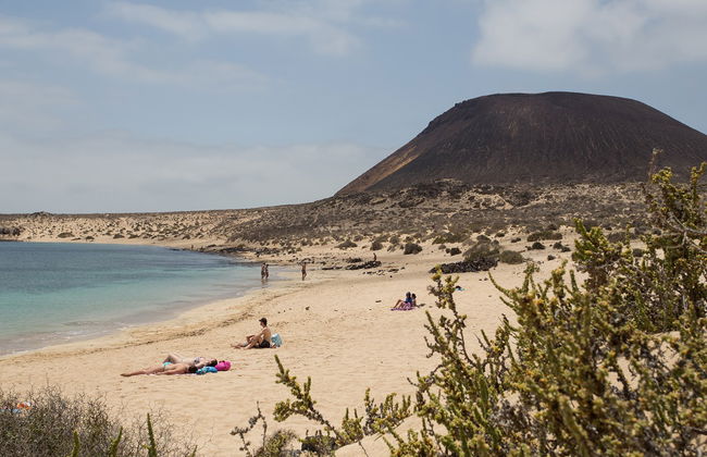 Traghetto Express per l'isola di La Graciosa - Trasferimento in autobus e biglietto del traghetto - Foto 5