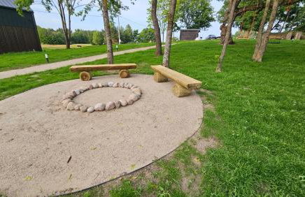 Vilanovka - domki z prywatną balią przy stawie i lesie - Foto 43