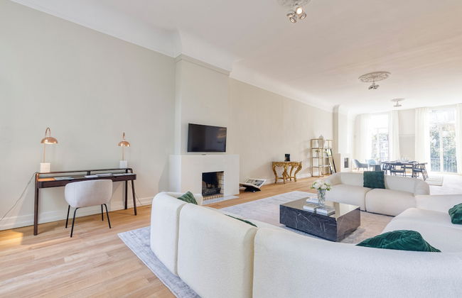 Luxurious 3-Bedroom 280sqm center - Foto 28