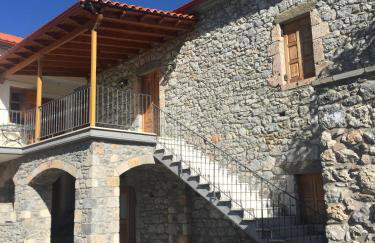 Stephania's Stone House - Foto 24