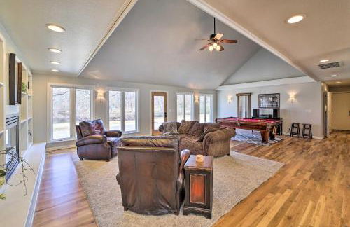 Grand Tulsa Getaway with Private Pond, Dock and Deck - Foto 6