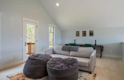 Private Retreat w/ Hot Tub, Amazing Views, Game Room Silver Spoon by Avantstay - Foto 40