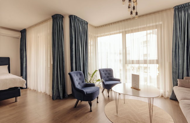 ZEN Central Apartments - Photo 53