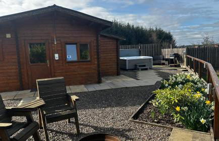 Lochinvar - Highland Log Cabin with Private Hot Tub - Photo 1