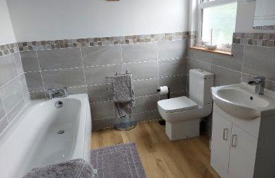 Two bedroom cottage - country lane -10 min walk to Perranporth beach - Foto 2