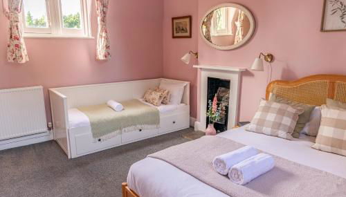 Historic 2 bed gatehouse in private parkland - Foto 3