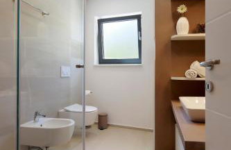 MODENA MARIS-heated pool-grill-relax-jacuzzi apartments - Foto 134