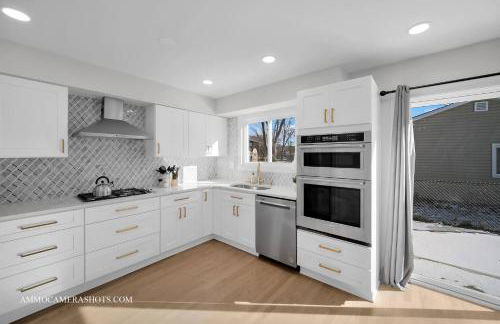 Chicago Gem! Centrally Located - proximity to O' Hare Airport - Foto 1