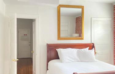 Large DUPLEX Apt 2Bdrm 1Den-Metro - Foto 32