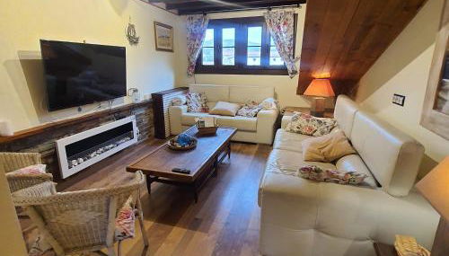 El Arcángel de Santillana del Mar - Foto 5