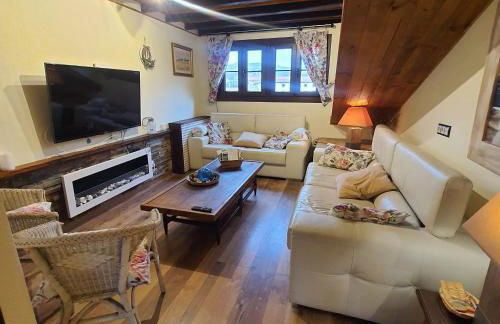 El Arcángel de Santillana del Mar - Foto 5