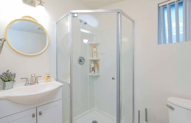 Elegant Country Retreat With Serene Patio Haven - Foto 15