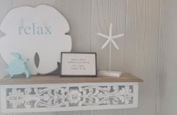 Waterfront, dock, Hot tub, kayaks, King Bedroom with amazing views, RELAXATION, 2 miles to the beach - Foto 20