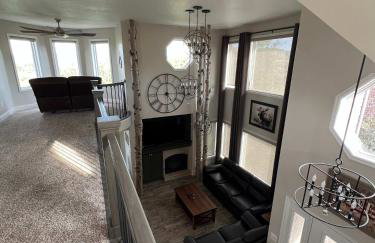 King Home- Mountain Oasis Pool & Views - Foto 22