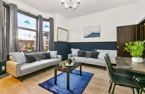 Free Parking - Sleeps 6 - 2 Bedrooms - Great Transport Links - Foto 9