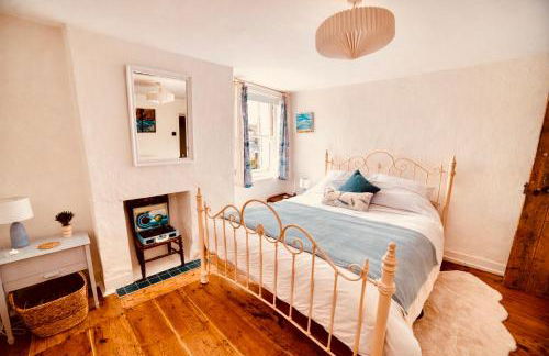 Beautiful cozy old Cottage near the Sea and all Attractions - Foto 3