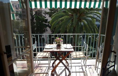 Centre, deux pièces, calme, terrasse plein sud - Foto 1