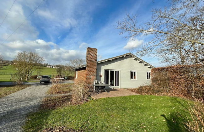 Holiday Home in Somme-leuze With Private Garden - Foto 16