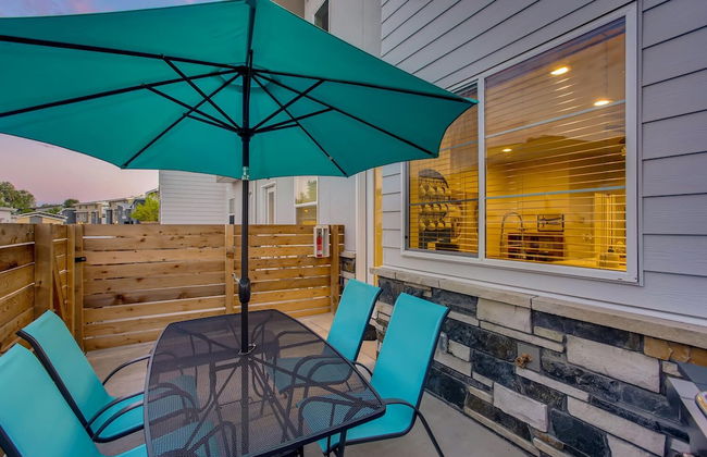 Elegant Townhome Near Old Town, Breweries and River! - Foto 41